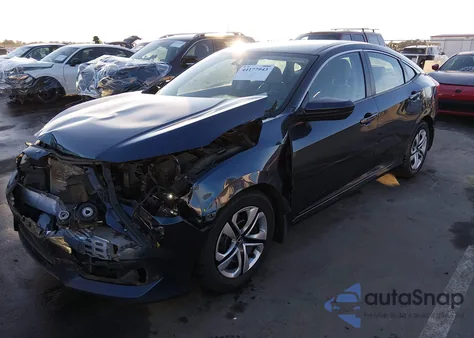 2017 Honda Civic Lx z USA, uszkodzony, nr VIN 2HGFC2F56HH532555